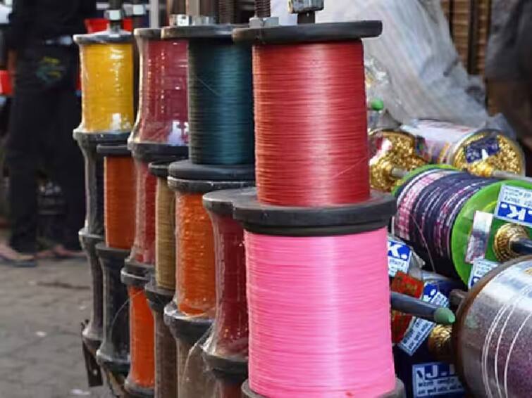 Makar Sankranti 2024 two injured due to nylon manja in nashik district maharashtra marathi news Nylon Manja :  नायलॉन मांजा ठरतोय जीवघेणा, नाशिक जिल्ह्यात दोघांचे कापले गळे