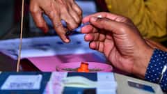 Lok Sabha Election 2024: ਘੱਟ ਤੋਂ ਘੱਟ ਕਿੰਨੇ ਲੋਕਾਂ ਲਈ ਪੋਲਿੰਗ ਬੂਥ ਬਣਾ ਸਕਦਾ ਹੈ ਚੋਣ ਕਮੀਸ਼ਨ, ਬਹੁਤ ਕੰਮ ਦੀ ਜਾਣਕਾਰੀ