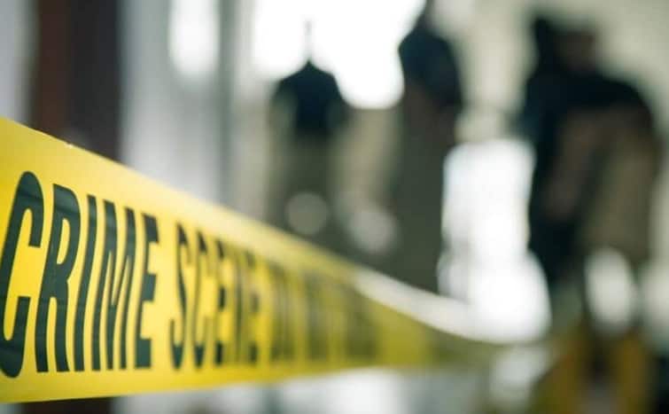 Pune crime news boyfriend attacks on girl at pimpri chinchwad lodge room also end himself Pune Crime: लॉजमध्ये नेऊन प्रेयसीवर सपासप वार, प्रियकराने स्वत:ही गळफास घेतला; पिंपरी-चिंचवड हादरलं