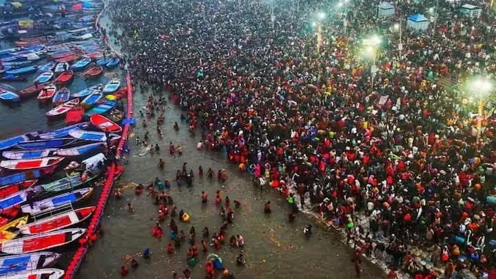 एका व्हिडीओची किंमतही 500 रुपये इतकी ठेवली होती. तसेच प्रीमियम व्हिडीओ 2000 रुपयांना विकले.