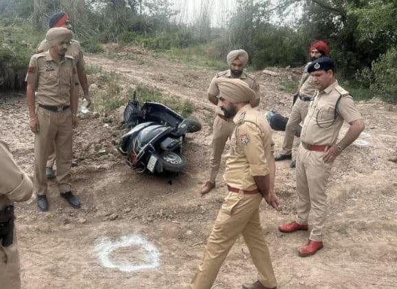Encounter of gangster Goldie Brar's henchmen in Derabassi Crime News: ਡੇਰਾਬੱਸੀ 'ਚ ਗੈਂਗਸਟਰ ਗੋਲਡੀ ਬਰਾੜ ਦੇ ਗੁਰਗੇ ਦਾ Encounter, ਜ਼ਖ਼ਮੀ ਹਾਲਤ 'ਚ ਹਸਪਤਾਲ ਕਰਵਾਇਆ ਭਰਤੀ, ਜਾਣੋ ਕੌਣ ਸੀ ਇਹ ਬਦਮਾਸ਼