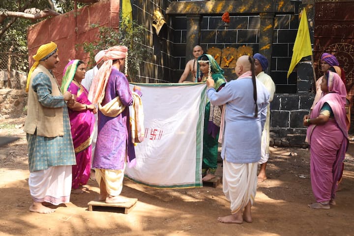 महागुरुवारच्या विशेष भागात उर्मिलाच्या हातून अर्धवट राहिलेलं एक वचन पूर्ण करण्यासाठी स्वामी स्वतः प्रकट होणार आहेत.