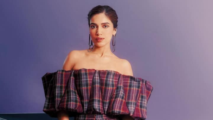 'दम लगाकै हैशा' चित्रपटातून बॉलिवूडमध्ये पदार्पण करणाऱ्या भूमीने आपल्या अभिनय कौशल्याच्या जोरावर स्वत:ची वेगळी ओळख निर्माण केली आहे.